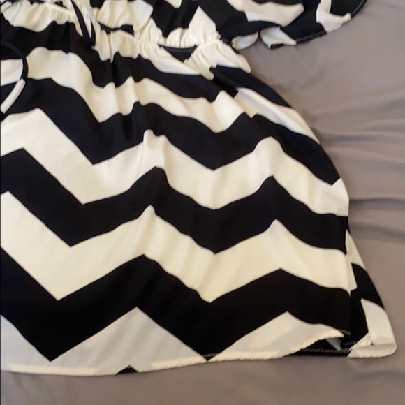 Sage Black and White Striped Dress - Picture 3 of 4